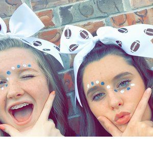 Meet your Posher, Lily